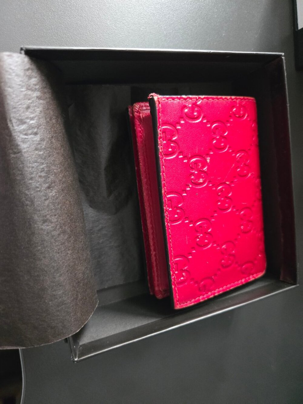 Authenticate Gucci Red Leather Wallet with Bow - Picture 6 of 6